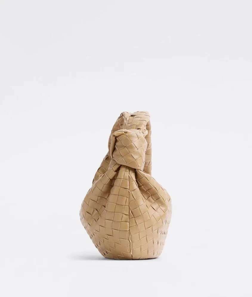BV Jodie medium handbag 👜 36cm ready stock